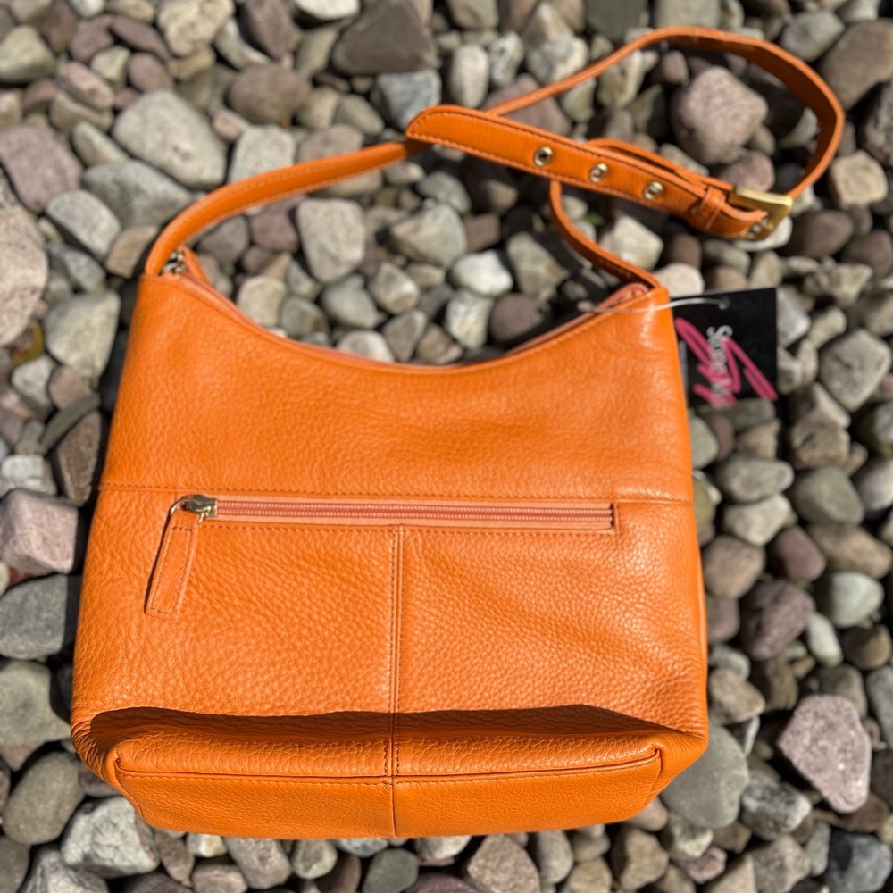 NWT Stone Mountain Vibrant Orange Shoulder Bag with adjustable Buckle Strap - Picture 6 of 9
